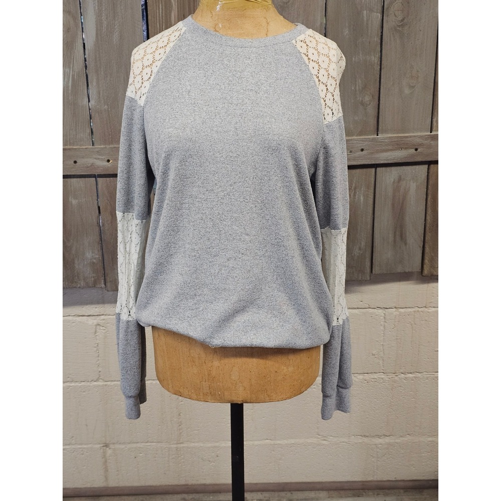 Shein Women's Sweatshirt Top‎ With Lace Accents Size Small Oversized